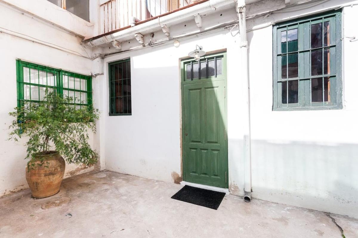 Casita Artista En Bello Edificio Barrio Ruzafa Valencia Exterior foto