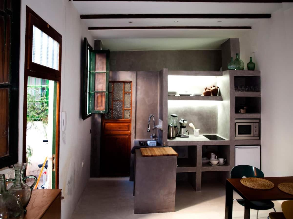 Casita Artista En Bello Edificio Barrio Ruzafa Valencia Exterior foto